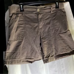 Riders by Lee mid rise shorts 12m 12